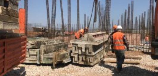 Михаил Храмов проверил ход строительства двух детских садов в Симферополе