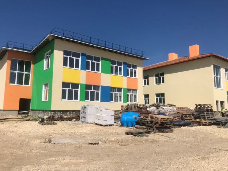 Михаил Храмов проверил ход строительства объектов социальной инфраструктуры на Севере Крыма